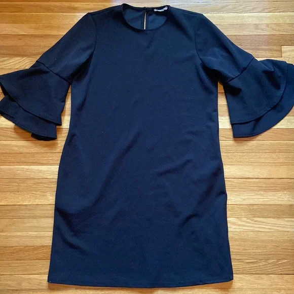 First Love black dress - Picture 1 of 5